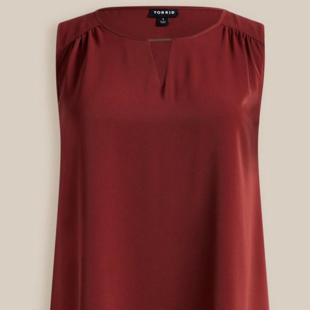 Torrid V Neck Keyhole Tank NWT